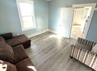 35 Meriline Ave #2, West Hartford, CT 06110