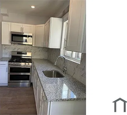 3 bed, 1300 sqft, $2,100 — Photo 4