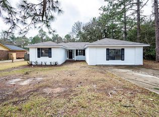 208 Garden Hill Dr, Albany, GA 31705