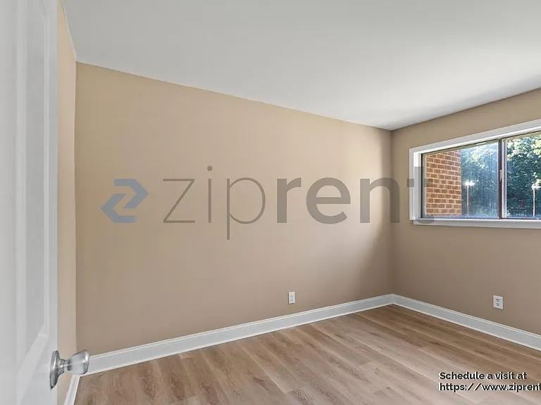 1022 Sandlin Pl #D — Photo 9