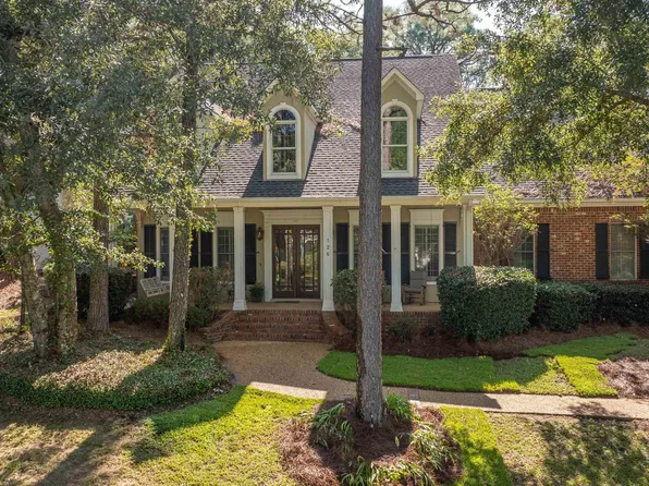126 Clubhouse Dr, Fairhope, AL 36532