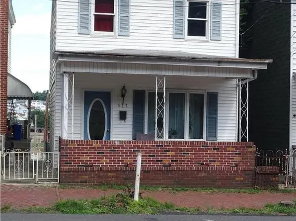 217 N 5th St, Minersville, PA 17954