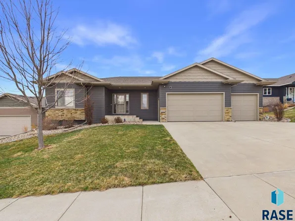 713 N Garnet Cir, Brandon, SD 57005