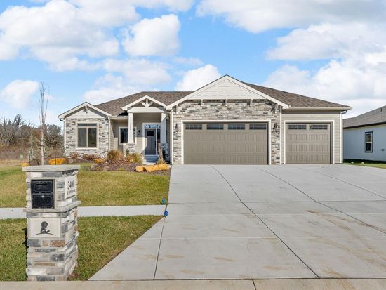 3400 SE Howard Dr, Topeka, KS 66605