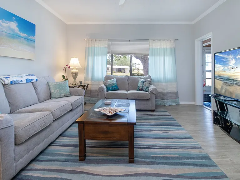 5920 Driftwood Ave — Photo 31