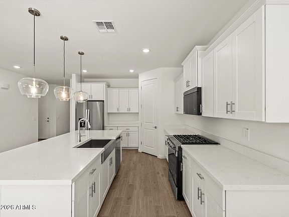 5th image of 3860 N PATRIOT Way