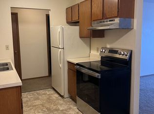 412 1st St NE, Sartell, MN 56377