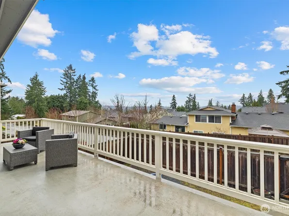 15919 NE 84th Avenue NE, Kenmore, WA 98028