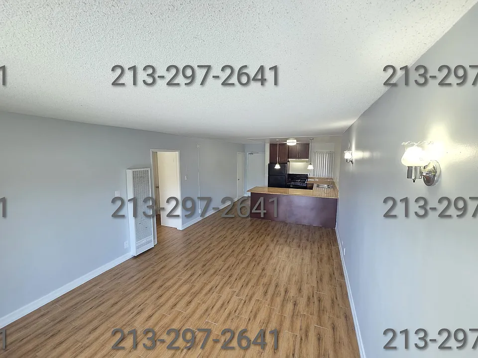 2611 Bellevue Ave #216