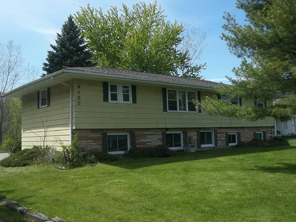 4458 S Crawford Rd #UPPER LEVEL
