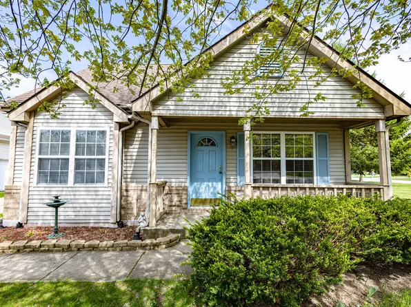 447 Cherry Hills Dr, Chesterton, IN 46304
