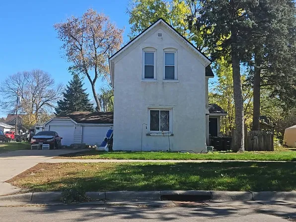 406 3rd St NE, Little Falls, MN 56345