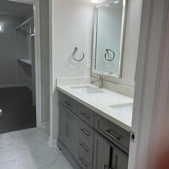 541 S Church St — Photo 10