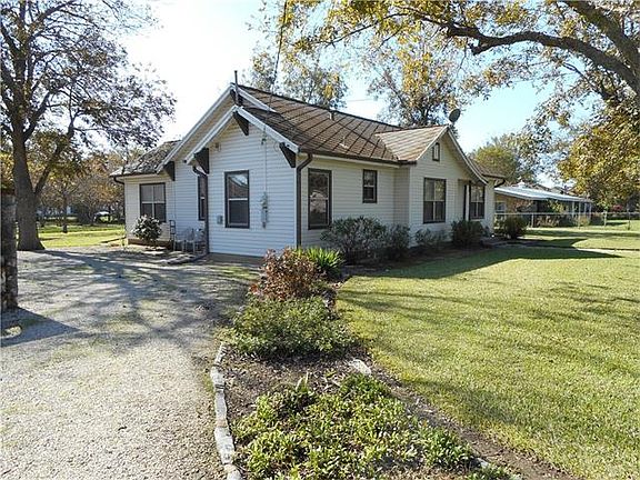 3rd image of 508 E Lake Dr
