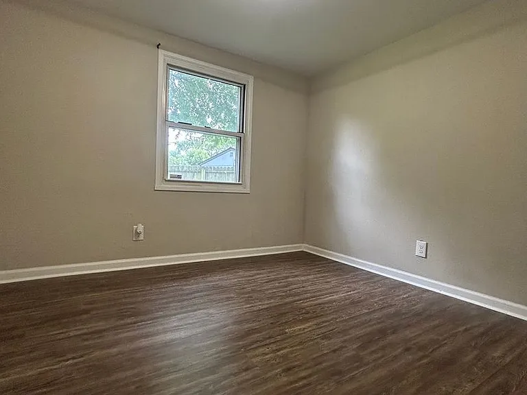 4536 Walter Ave — Photo 14