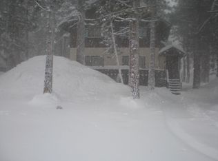 131 Snowcrest Ave, Mammoth Lakes, CA 93546