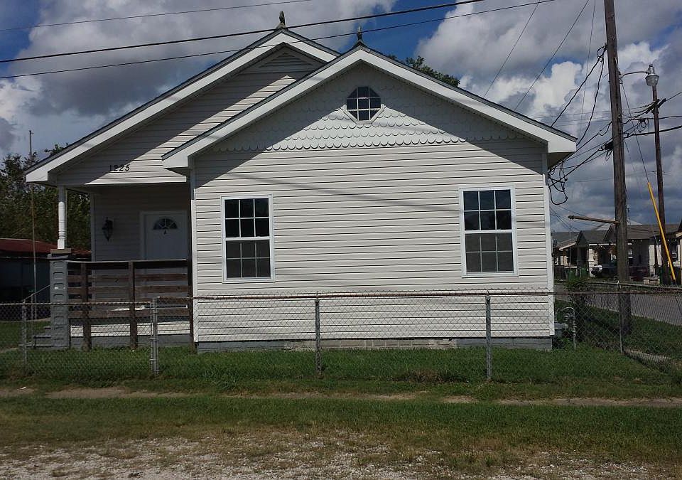 Duplex - Apt. B Lease Available