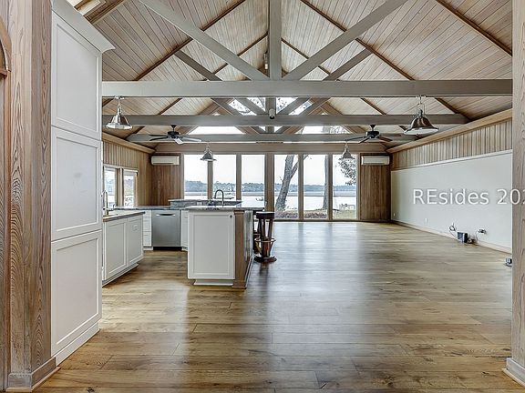 4th image of 12 Widewater Rd