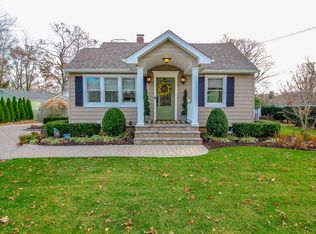 101 Lynn Ave, East Northport, NY 11731