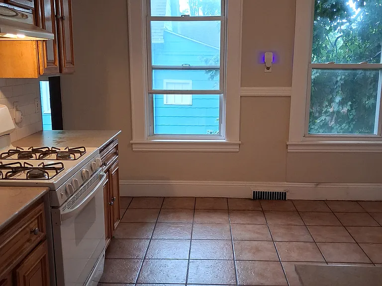 73 Morehouse St #2 — Photo 7