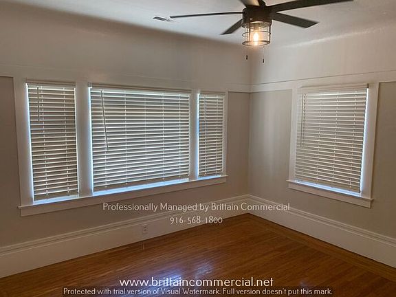 2nd image of 2221 1/2 J St