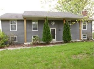 503 Cape Cod Rd, Trimble, MO 64492