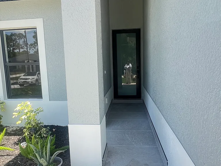 2423-2423 Lantana Ave #1 — Photo 6