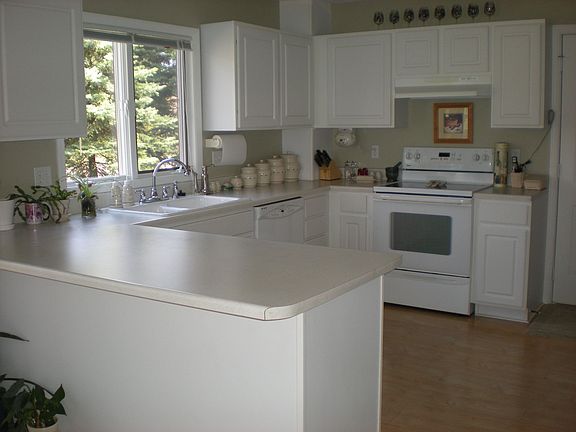 Spacious kitchen