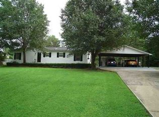 1973 Davis Cir, Clover, SC 29710