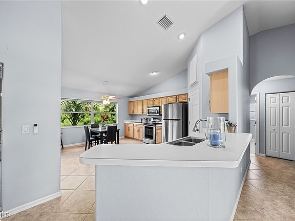 4th image of 16532 Wellington Lakes Cir