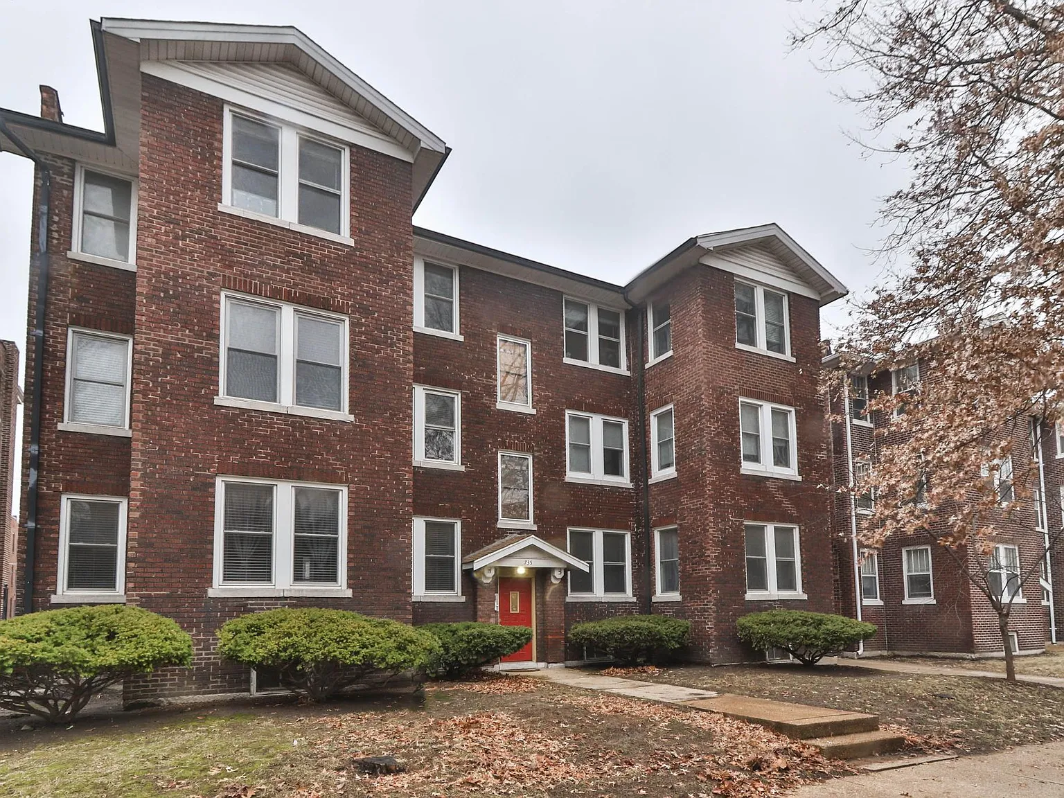 3 bed, 1450 sqft, $1,795 — Photo 1