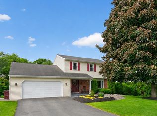 19 Debbie Marie Court, Schenectady, NY 12309