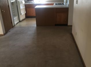 2324 Ashland Cir APT 7, Morris, IL 60450