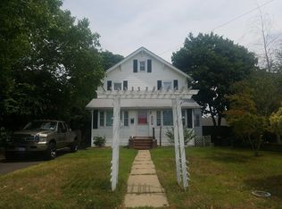 191 Rider Ave, Patchogue, NY 11772