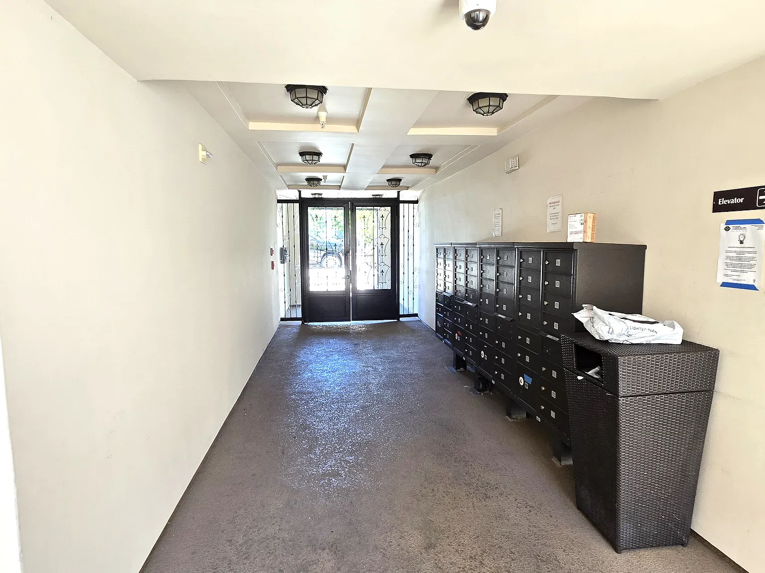 2 bed, 1200 sqft, $3,400 — Photo 4