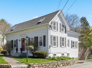 92 Central St, Georgetown, MA 01833