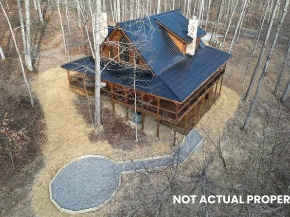 28583 Hawthorne Way, Logan, OH 43138