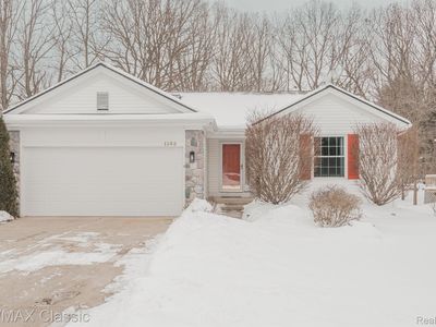 1305 Mill Creek Dr, Waterford, MI, 48327