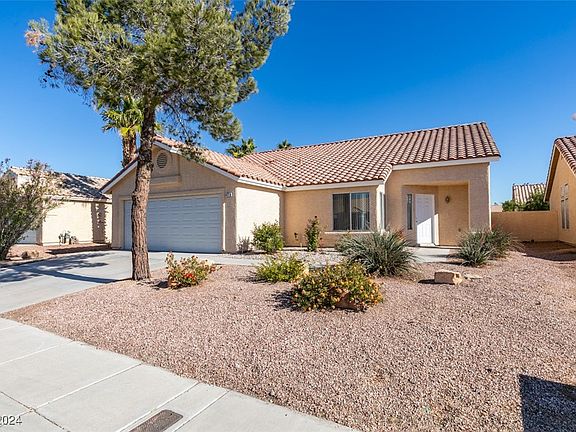 2nd image of 4710 Carefree Dr