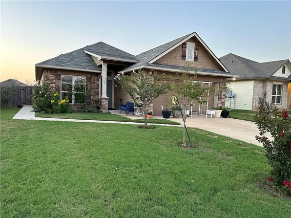 4108 Riata Ranch Rd, Waco, TX 76705