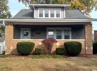 803 W Meadows Pl, Peoria, IL 61604