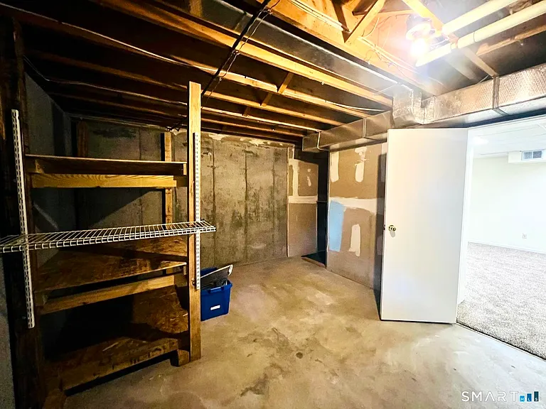 6 Oak Forest Dr #3 — Photo 15