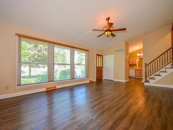 4th image of 1604 S 13th Ave
