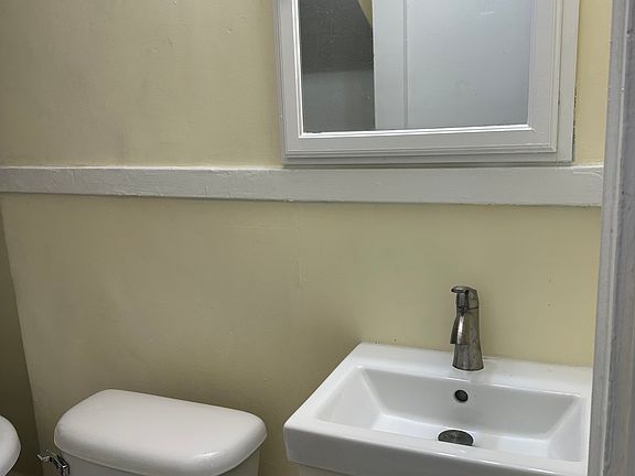 3rd image of 3412 W 94th St