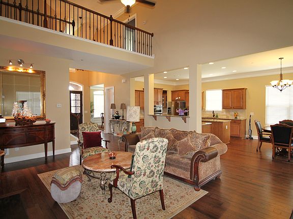 2nd image of 1237 Plumeria Pl