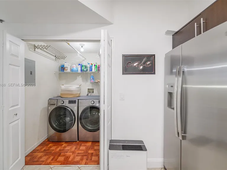 3245 NE 184th St #13101 — Photo 9