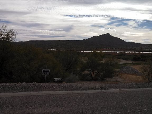 3rd image of 122 Mesa Grande Rd