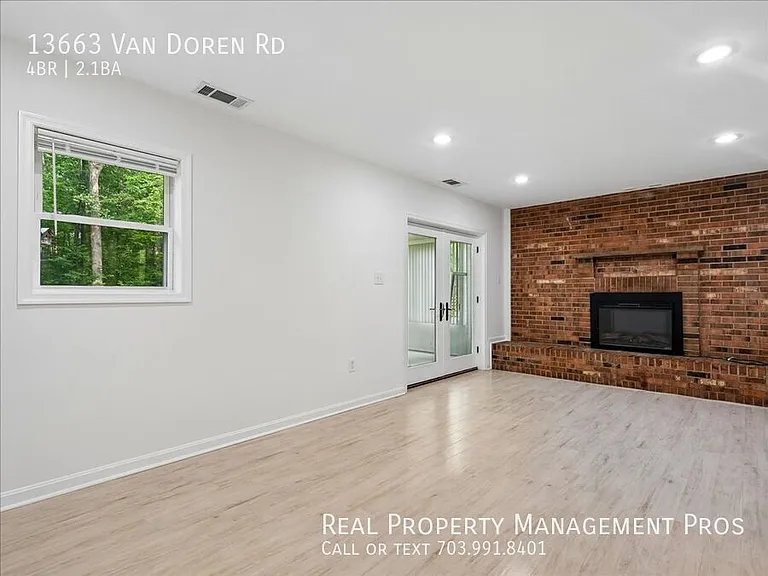 13663 Van Doren Rd — Photo 26