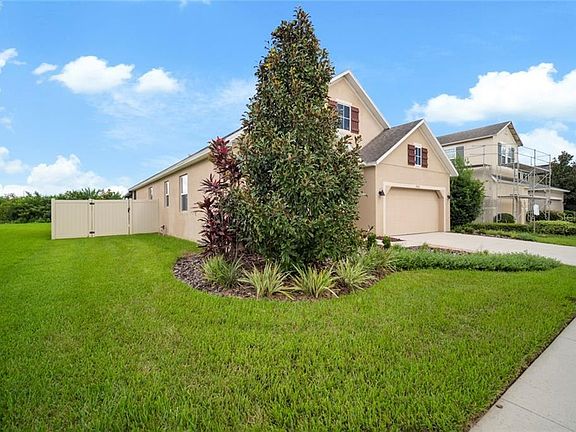3rd image of 10161 Celtic Ash Dr