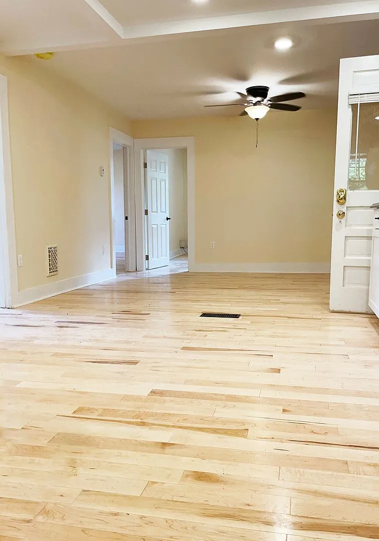 207 South Union St — Photo 4